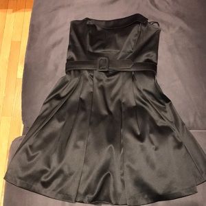 White House Black Market Strapless Dress